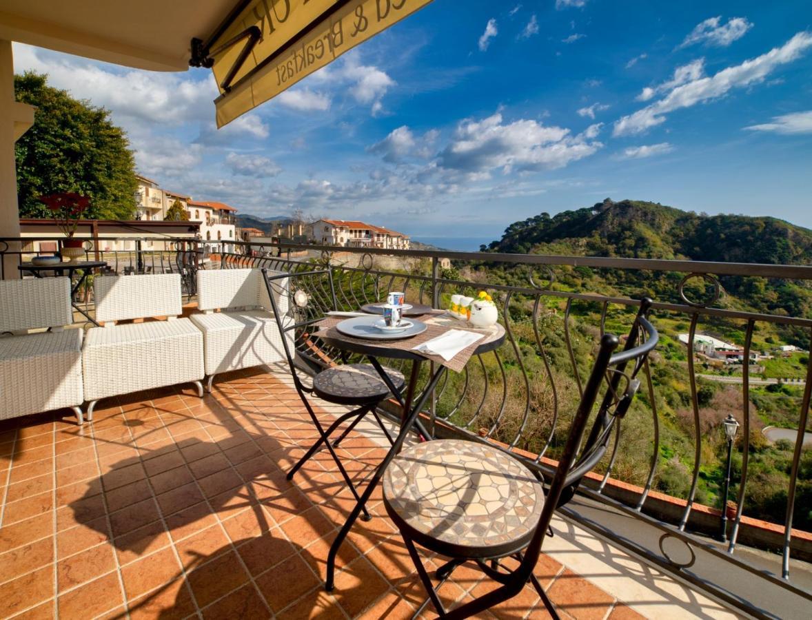 Pentefur Bed & Breakfast Savoca Exterior photo