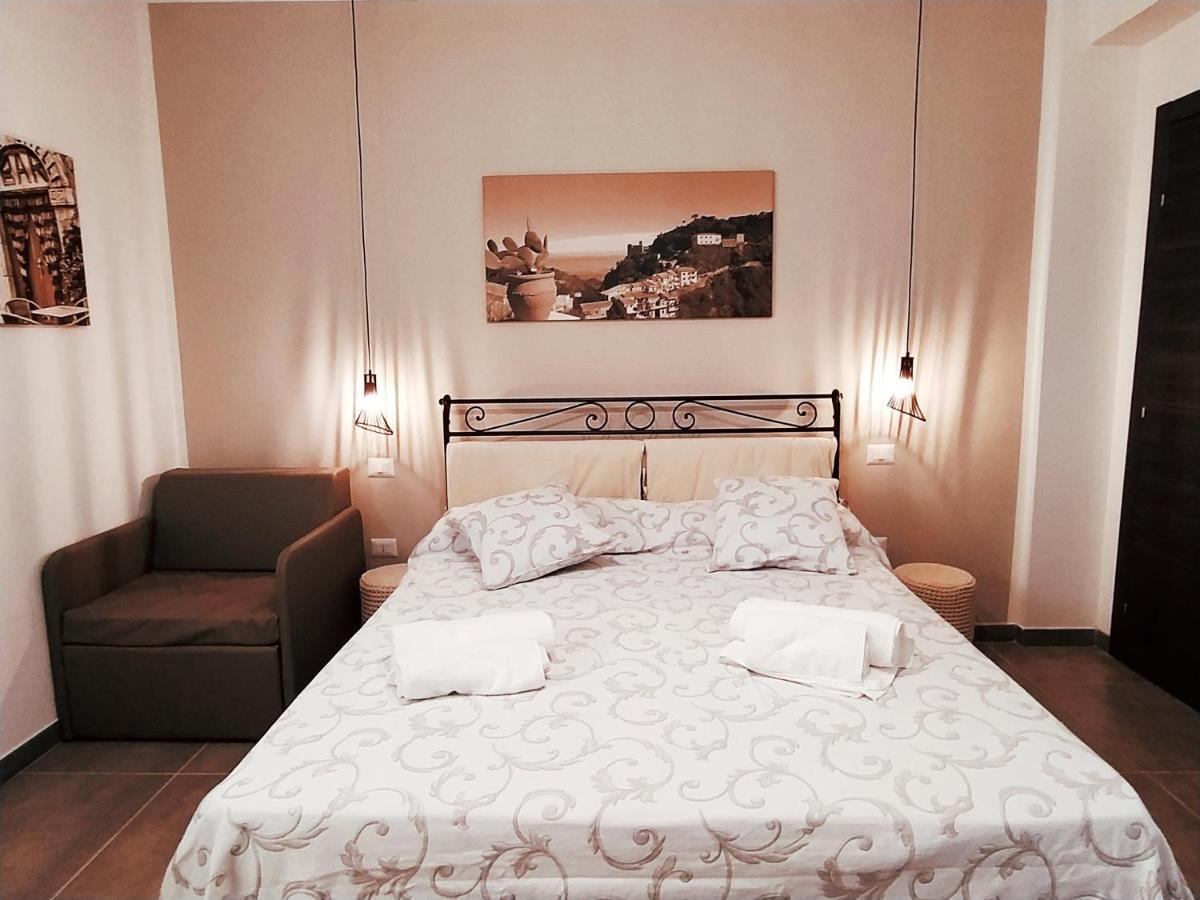 Pentefur Bed & Breakfast Savoca Exterior photo